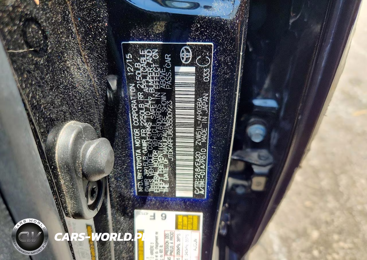 2016 Toyota Prius Four VIN:JTDKARFU8G3500923 - 12