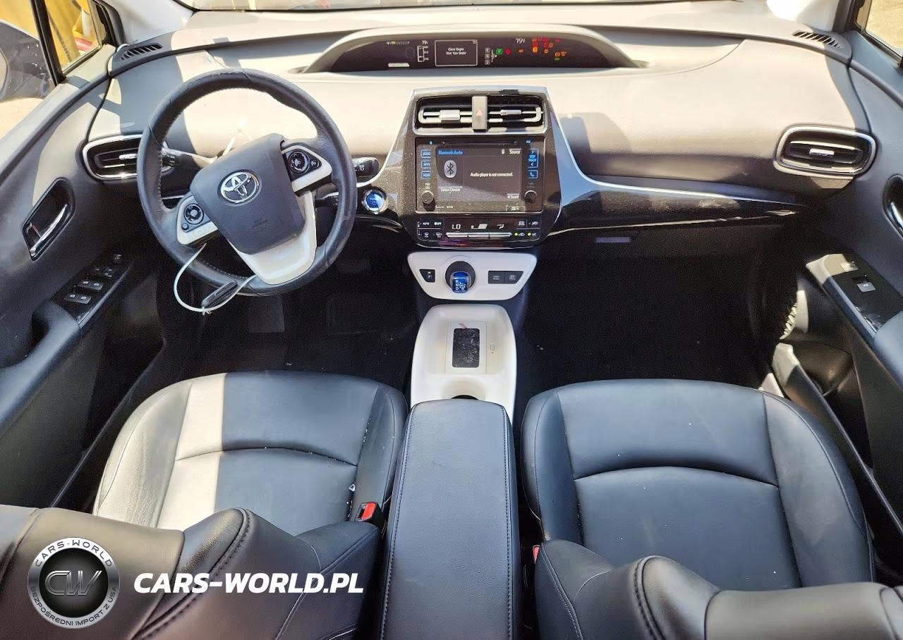 2016 Toyota Prius Four VIN:JTDKARFU8G3500923 - 8