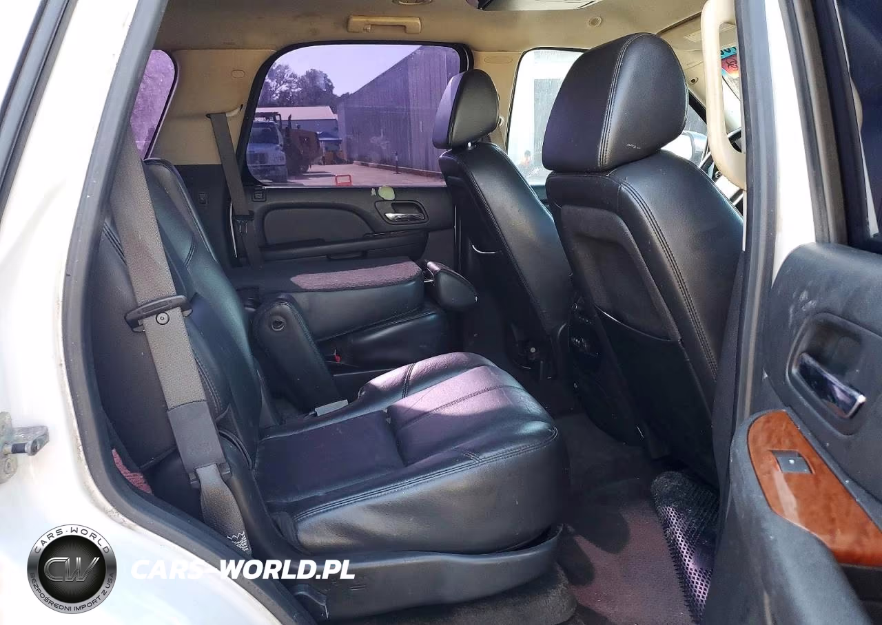 2008 Chevrolet Tahoe C1500 VIN:1GNFC13078R131136 - 11