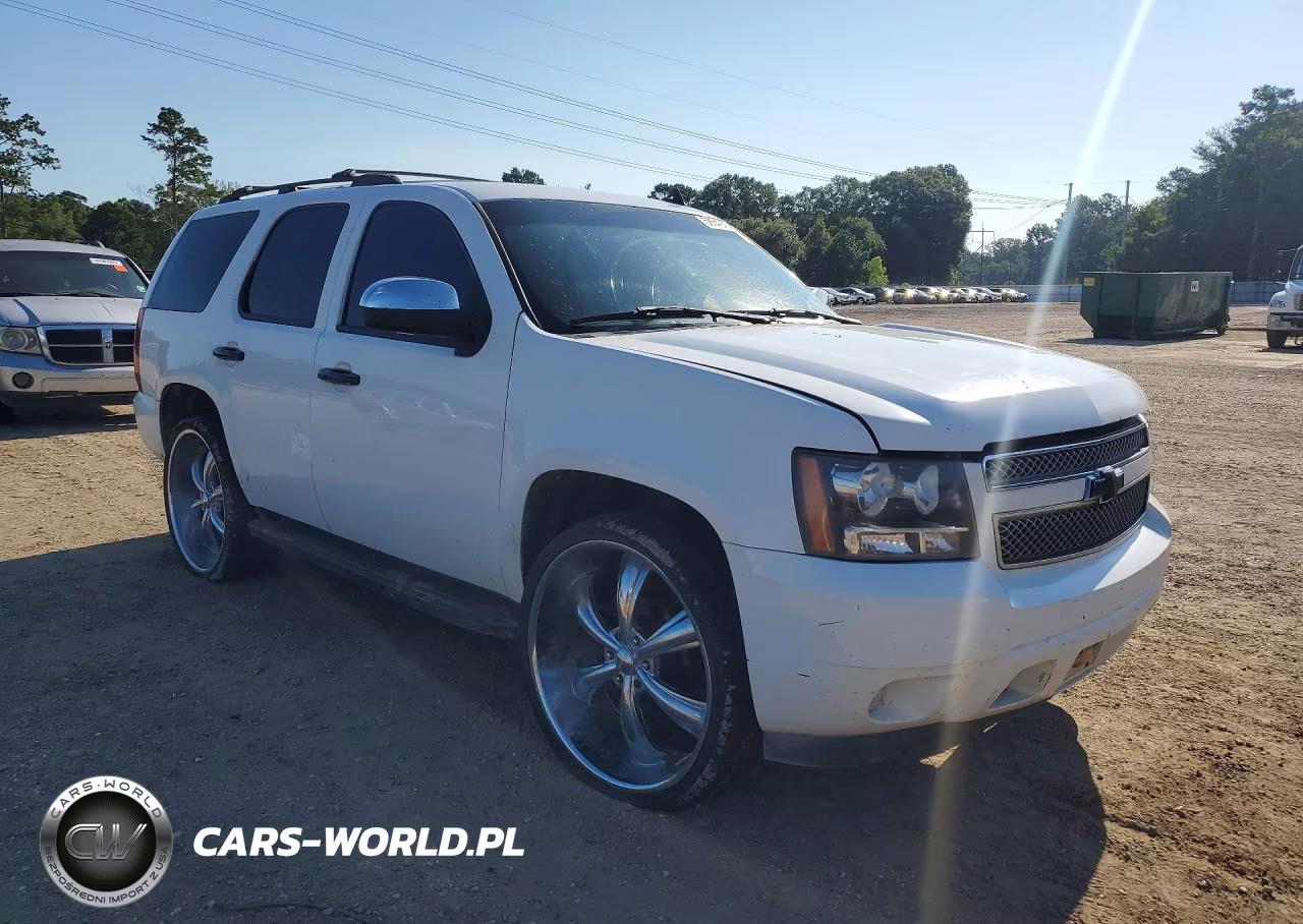 2008 Chevrolet Tahoe C1500 VIN:1GNFC13078R131136 - 4
