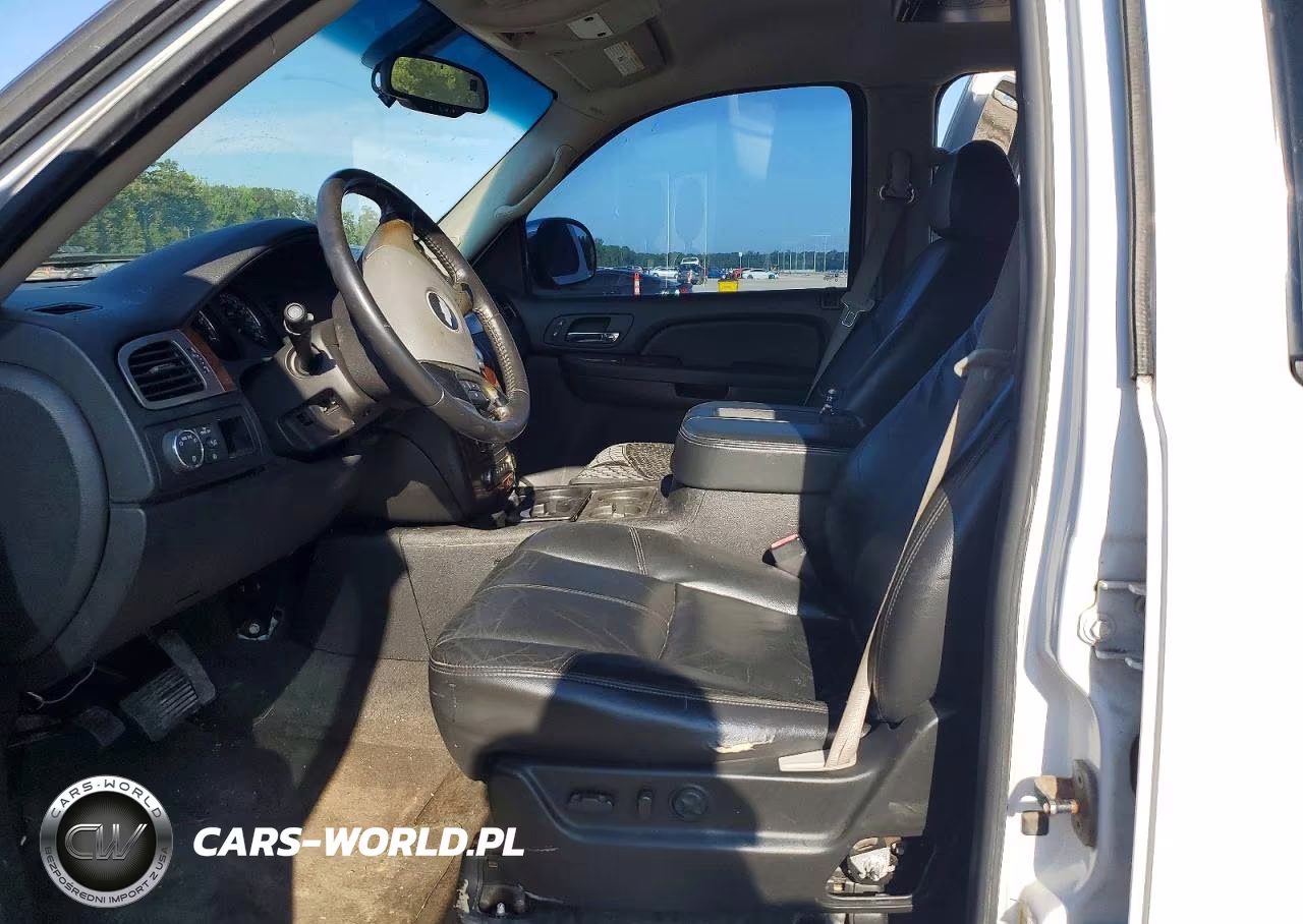 2008 Chevrolet Tahoe C1500 VIN:1GNFC13078R131136 - 7