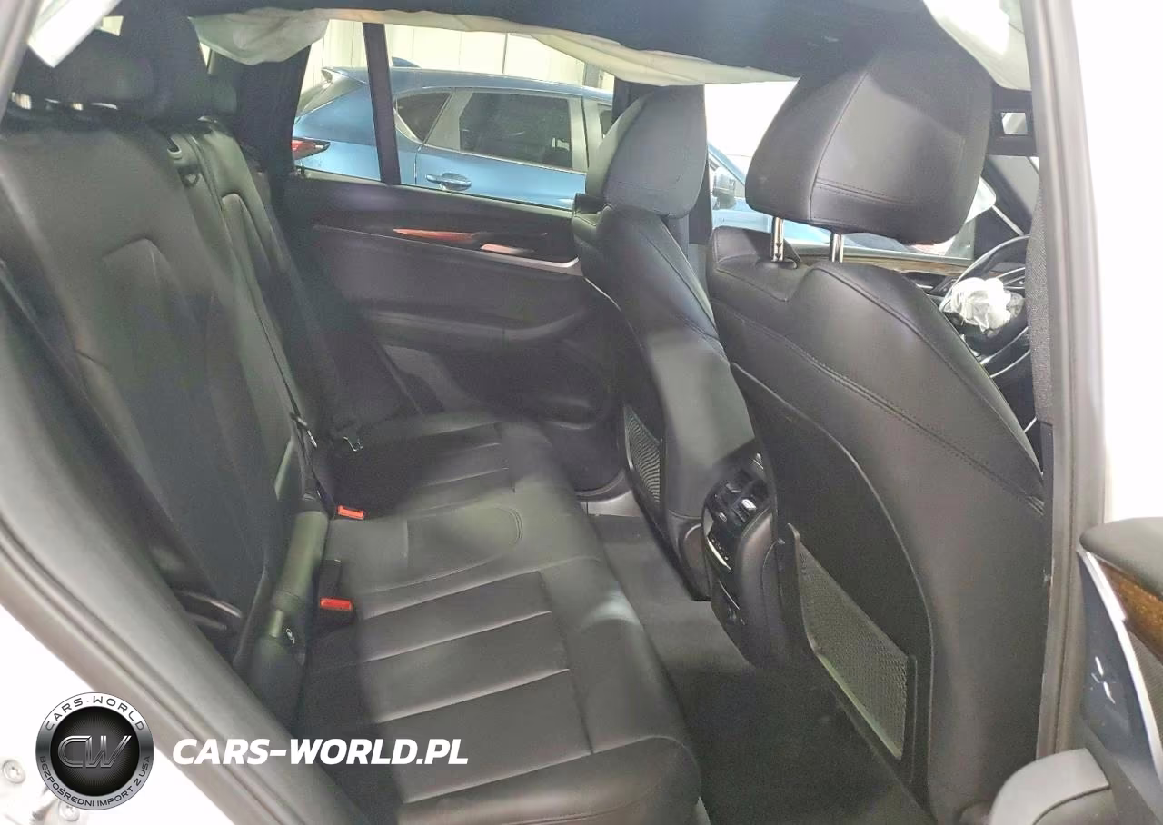 2018 BMW X3 xDrive30I VIN:5UXTR9C53JLD59844 - 10