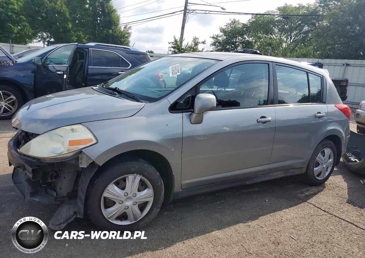 2009 Nissan Versa 1.8 S