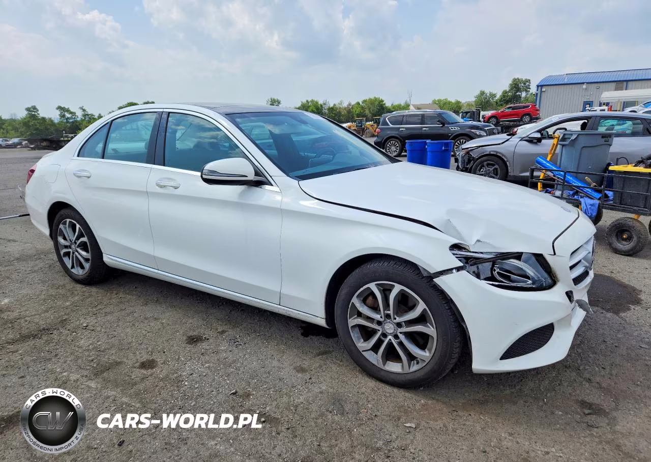 2016 Mercedes-Benz C 300 4Matic VIN:55SWF4KBXGU103435 - 4