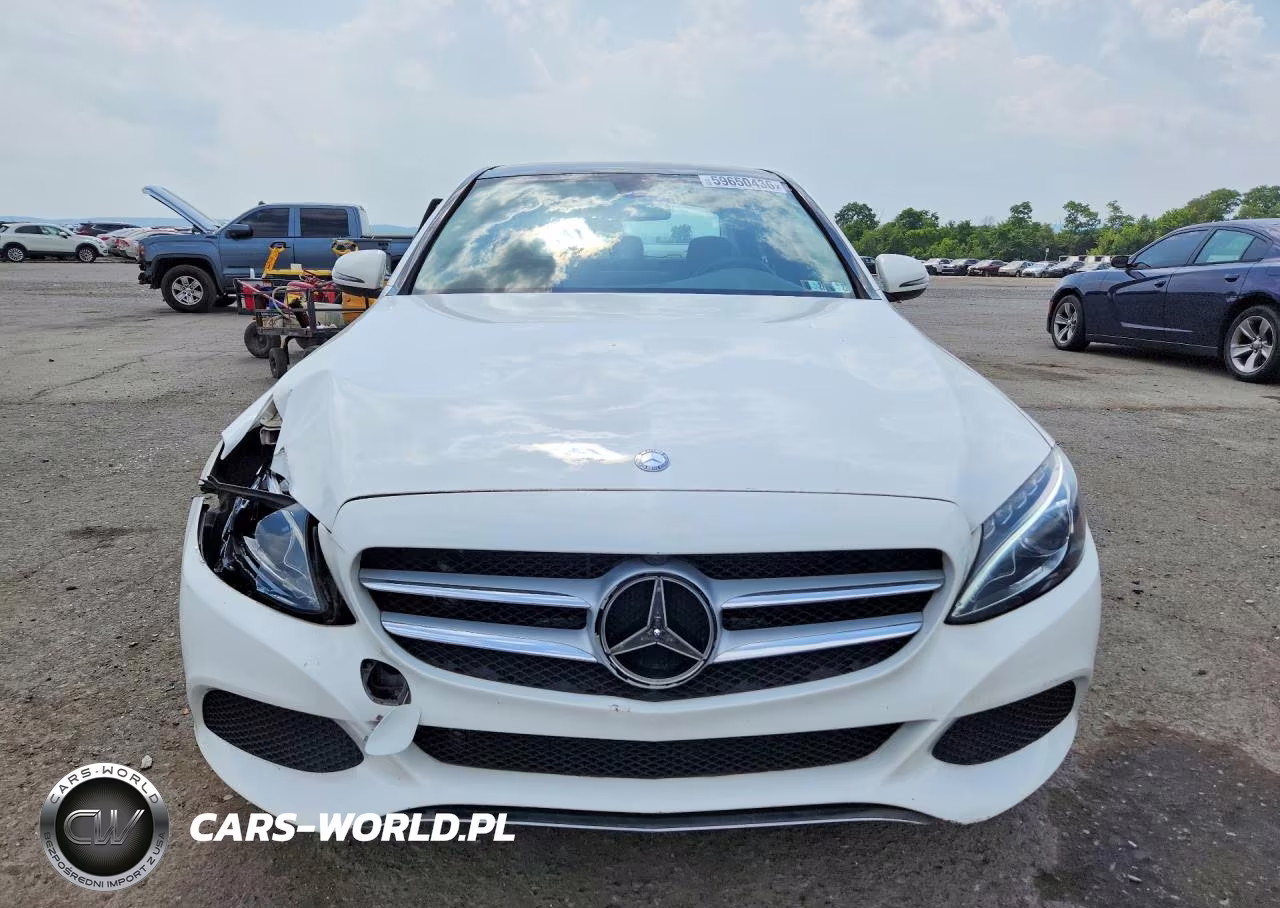 2016 Mercedes-Benz C 300 4Matic VIN:55SWF4KBXGU103435 - 5