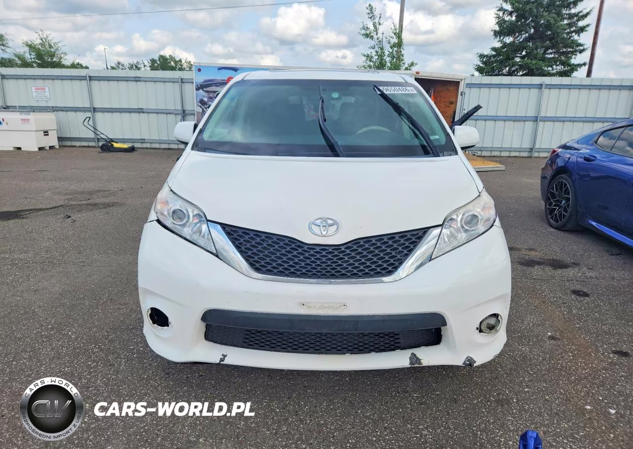 2011 Toyota Sienna Sport VIN:5TDXK3DC0BS075490 - 5