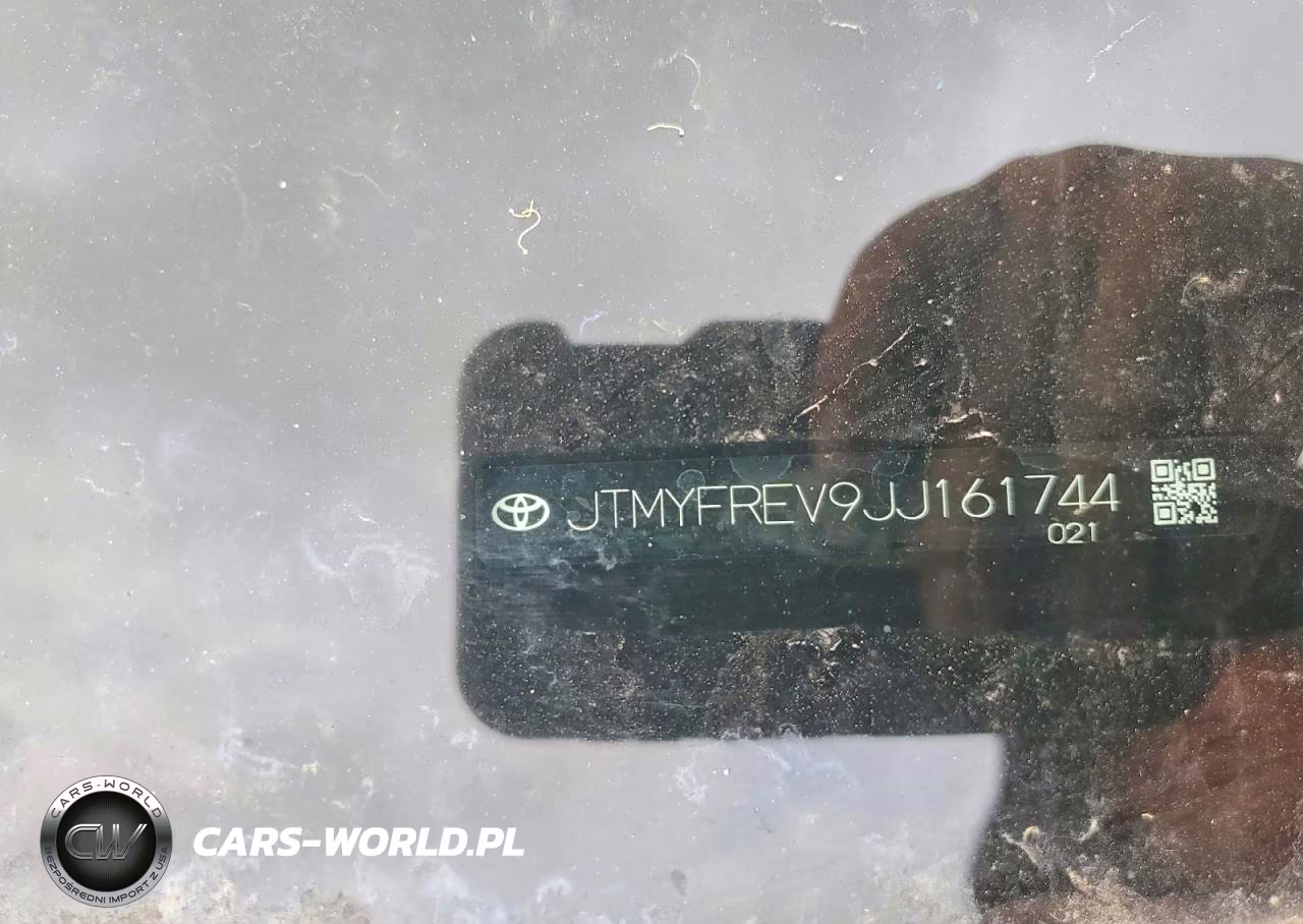 2018 Toyota Rav4 Limited VIN:JTMYFREV9JJ161744 - 13