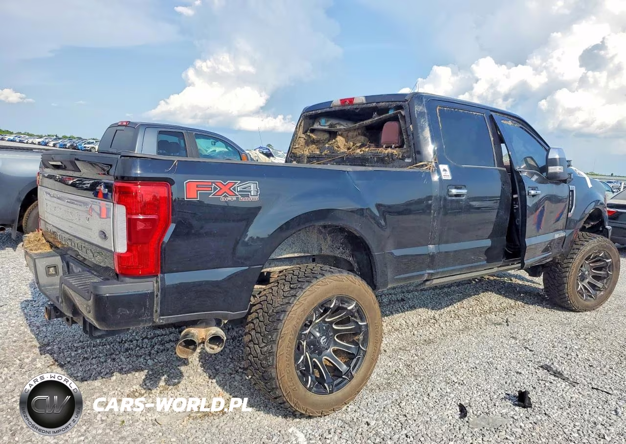 2018 Ford F250 Super Duty VIN:1FT7W2BTXJEC39267 - 3