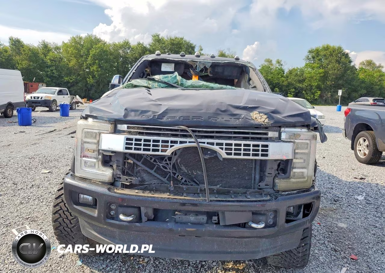 2018 Ford F250 Super Duty VIN:1FT7W2BTXJEC39267 - 5