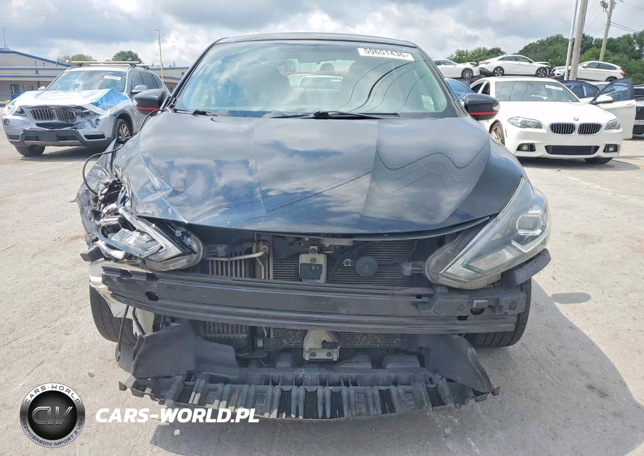 2017 Nissan Sentra Nismo VIN:3N1CB7AP0HY381610 - 5