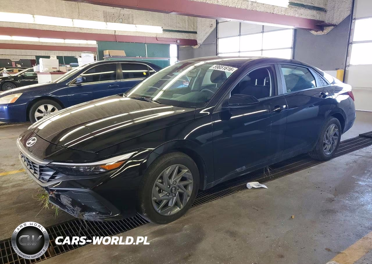 2024 Hyundai Elantra Sel – zdjęcie 1 z 12