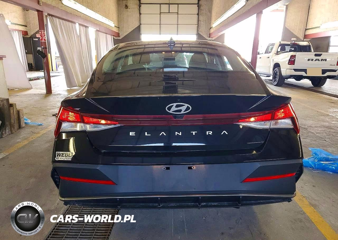 2024 Hyundai Elantra Sel VIN:KMHLM4DGXRU819051 - 6