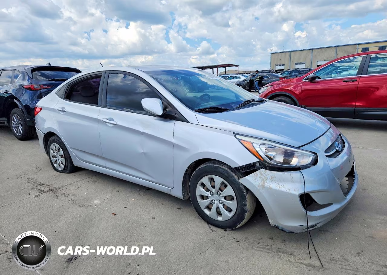 2017 Hyundai Accent Se VIN:KMHCT4AE7HU286516 - 4