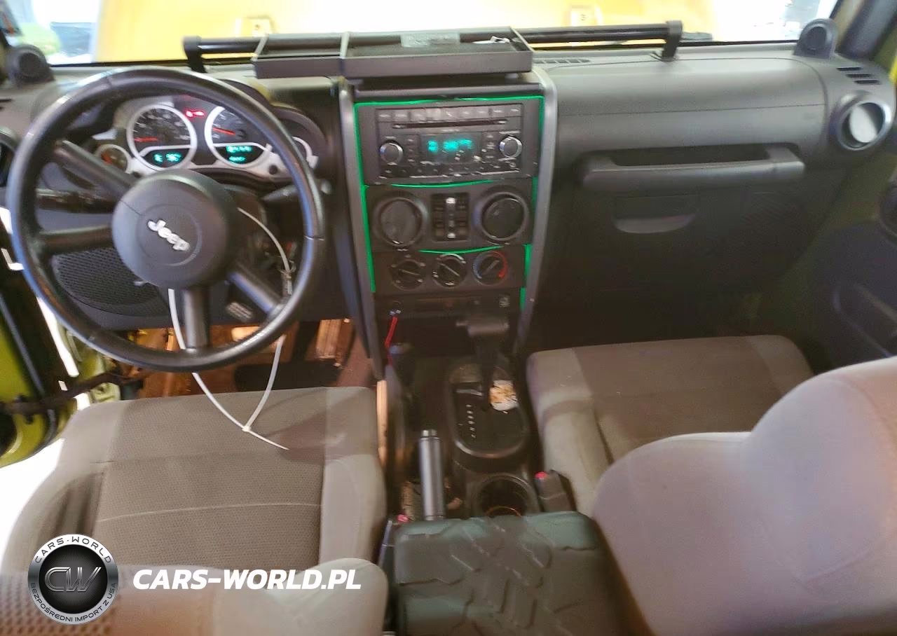 2007 Jeep Wrangler Sahara VIN:1J4GA59137L118681 - 8