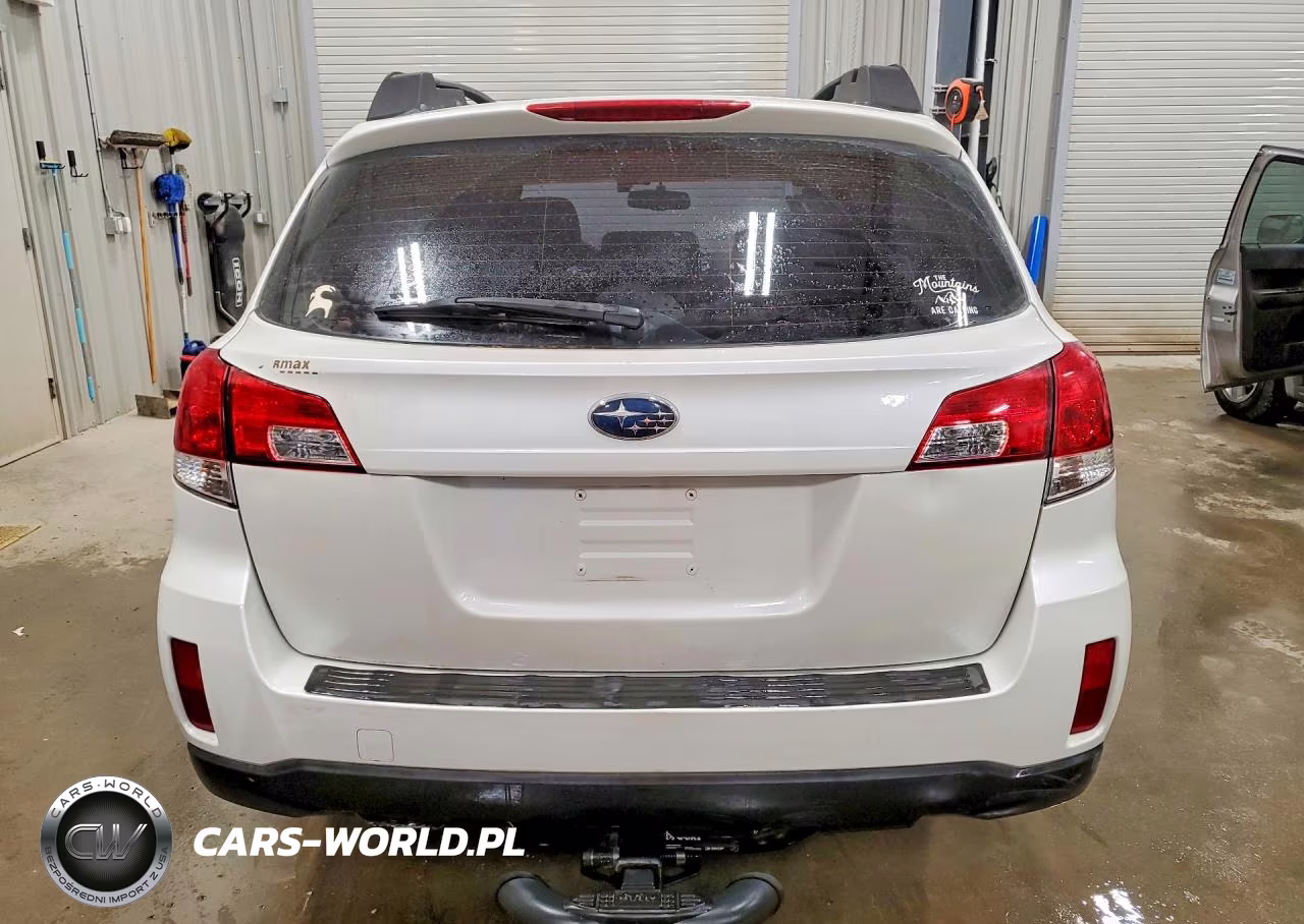 2014 Subaru Outback 2.5I VIN:4S4BRBAC8E3241261 - 6