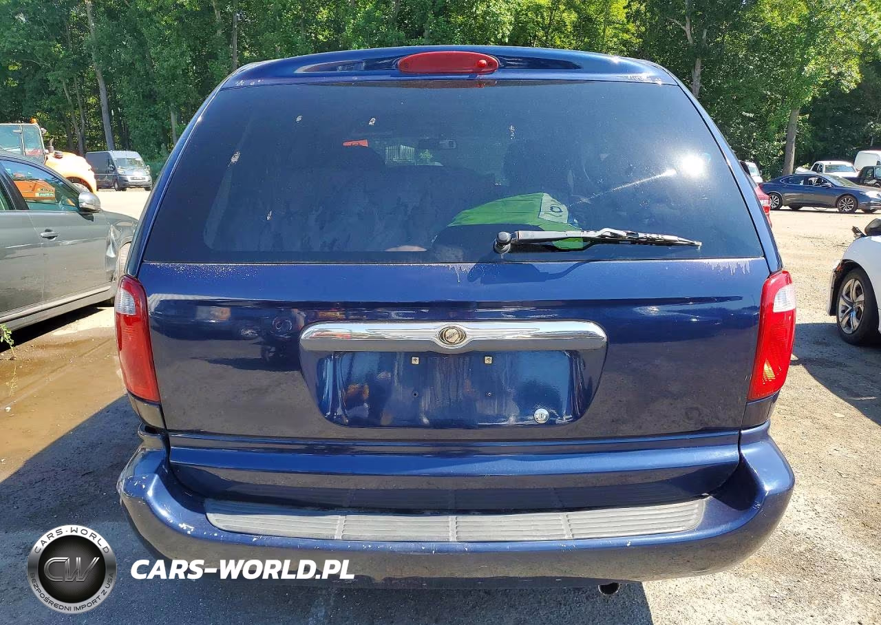 2006 Chrysler Town & Country VIN:1A4GP45R26B537355 - 6