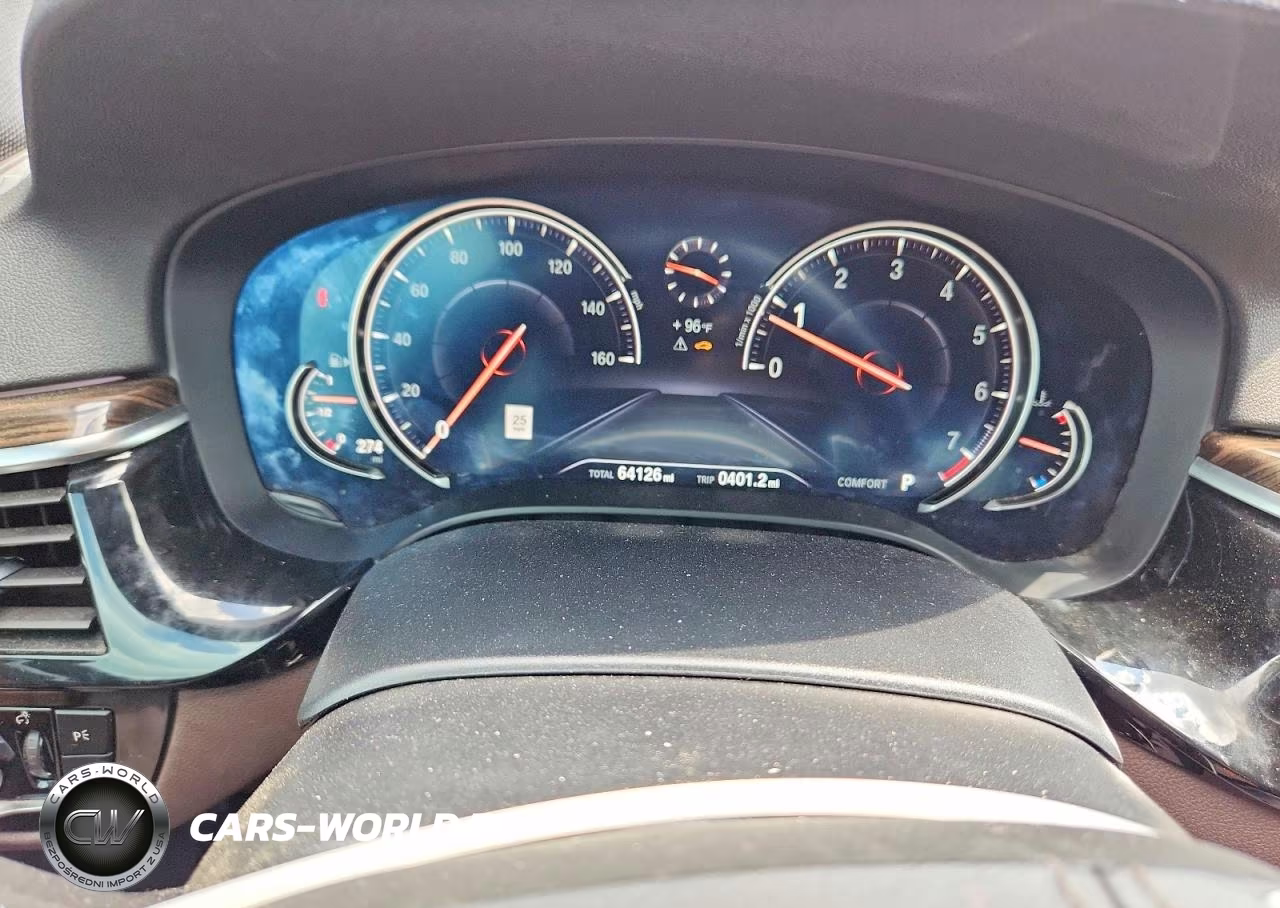 2018 BMW 5 Series VIN:WBAJE5C58JG918580 - 9