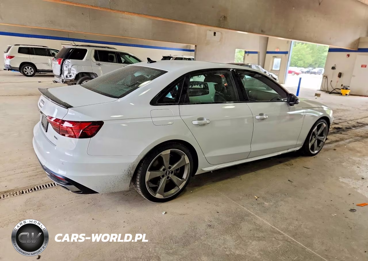 2021 Audi A4 Premium Plus 45 VIN:WAUEAAF45MA020454 - 3