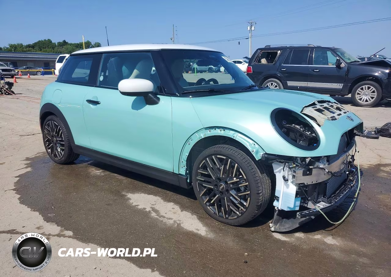 2026 Mini Cooper S VIN:WMW23GD05T2X96060 - 4