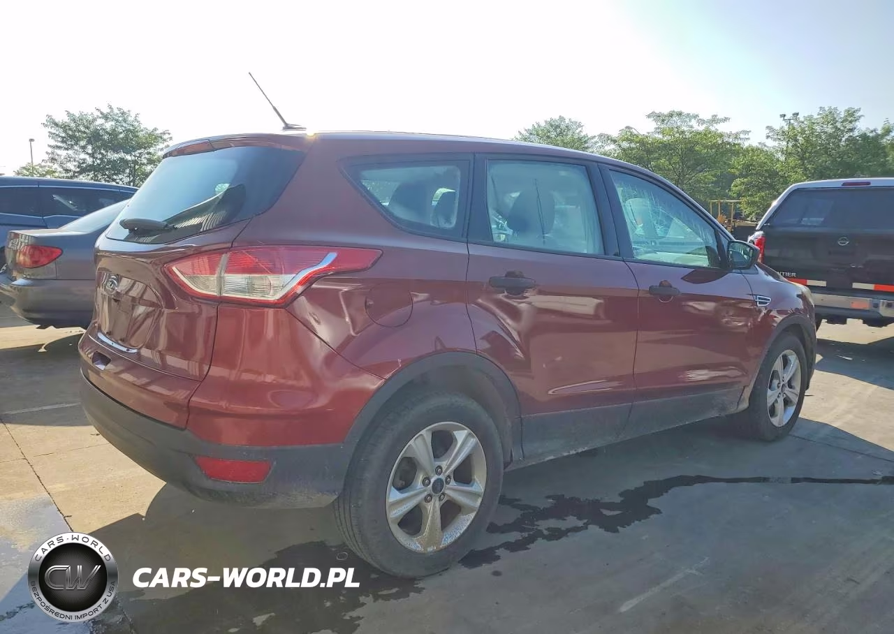2016 Ford Escape S VIN:1FMCU0F76GUB21944 - 3