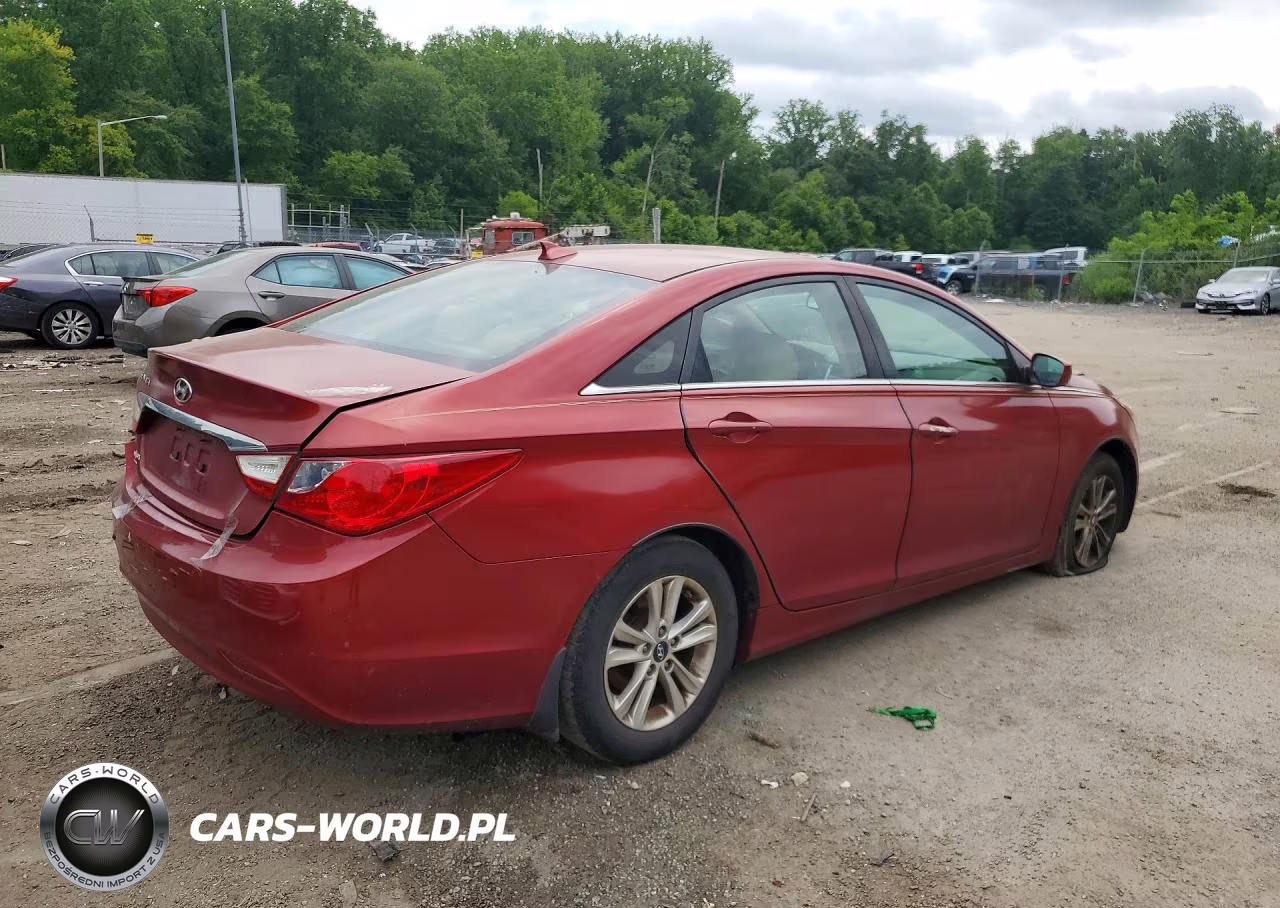 2012 Hyundai Sonata Gls VIN:5NPEB4AC1CH428117 - 3