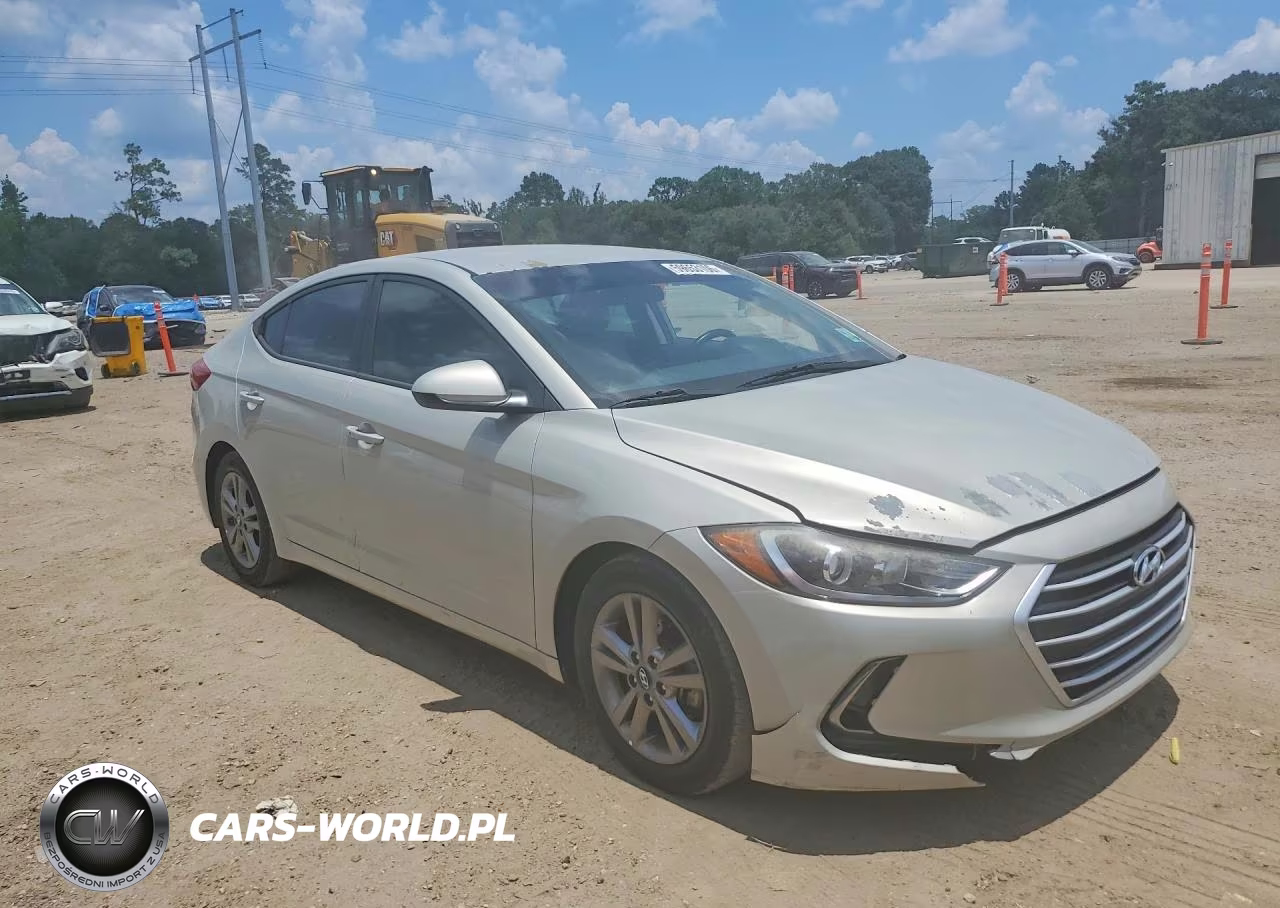 2017 Hyundai Elantra Se VIN:5NPD84LF9HH040240 - 4