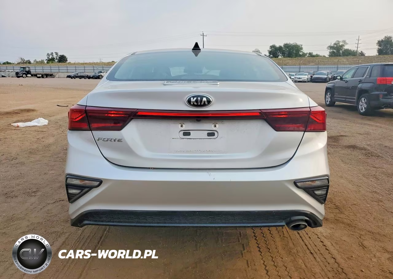 2021 Kia Forte Lxs VIN:3KPF24AD4ME350340 - 6