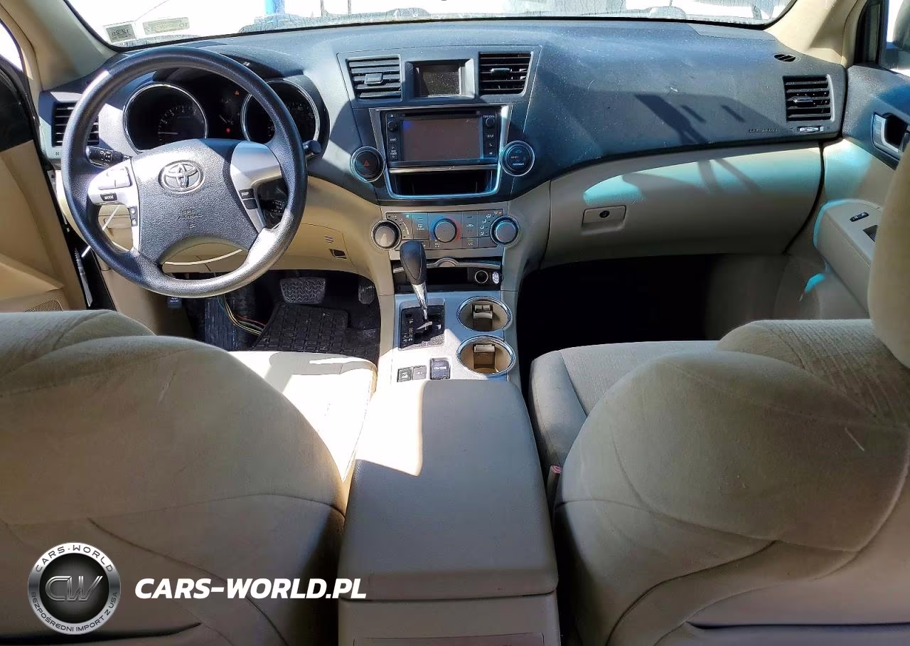 2013 Toyota Highlander Plus VIN:5TDBK3EH0DS188590 - 8
