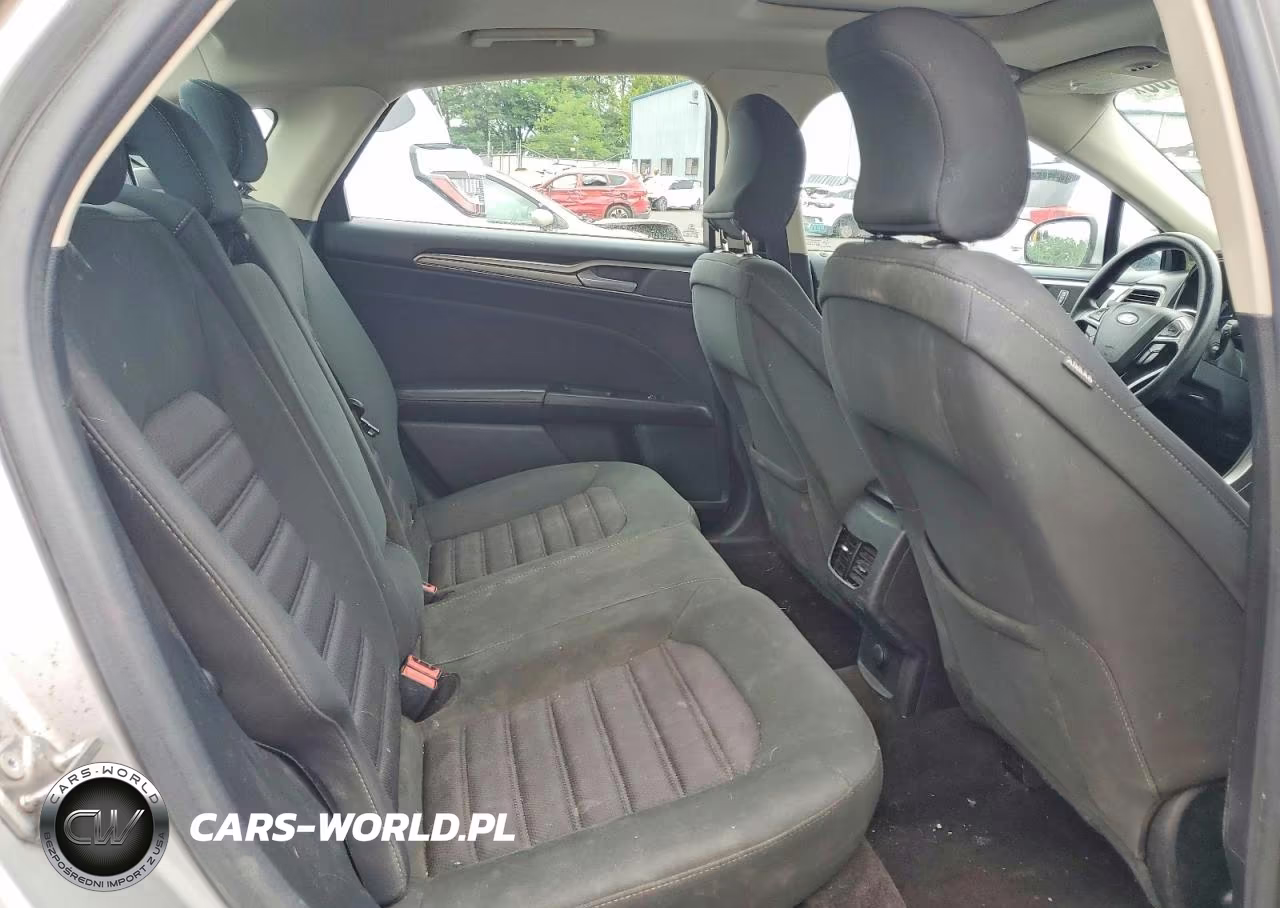2017 Ford Fusion Se VIN:3FA6P0H79HR111302 - 10