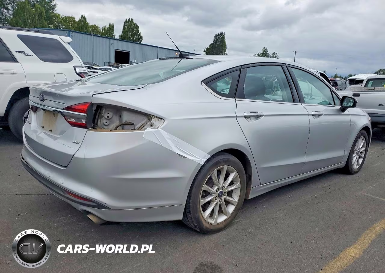 2017 Ford Fusion Se VIN:3FA6P0H79HR111302 - 3