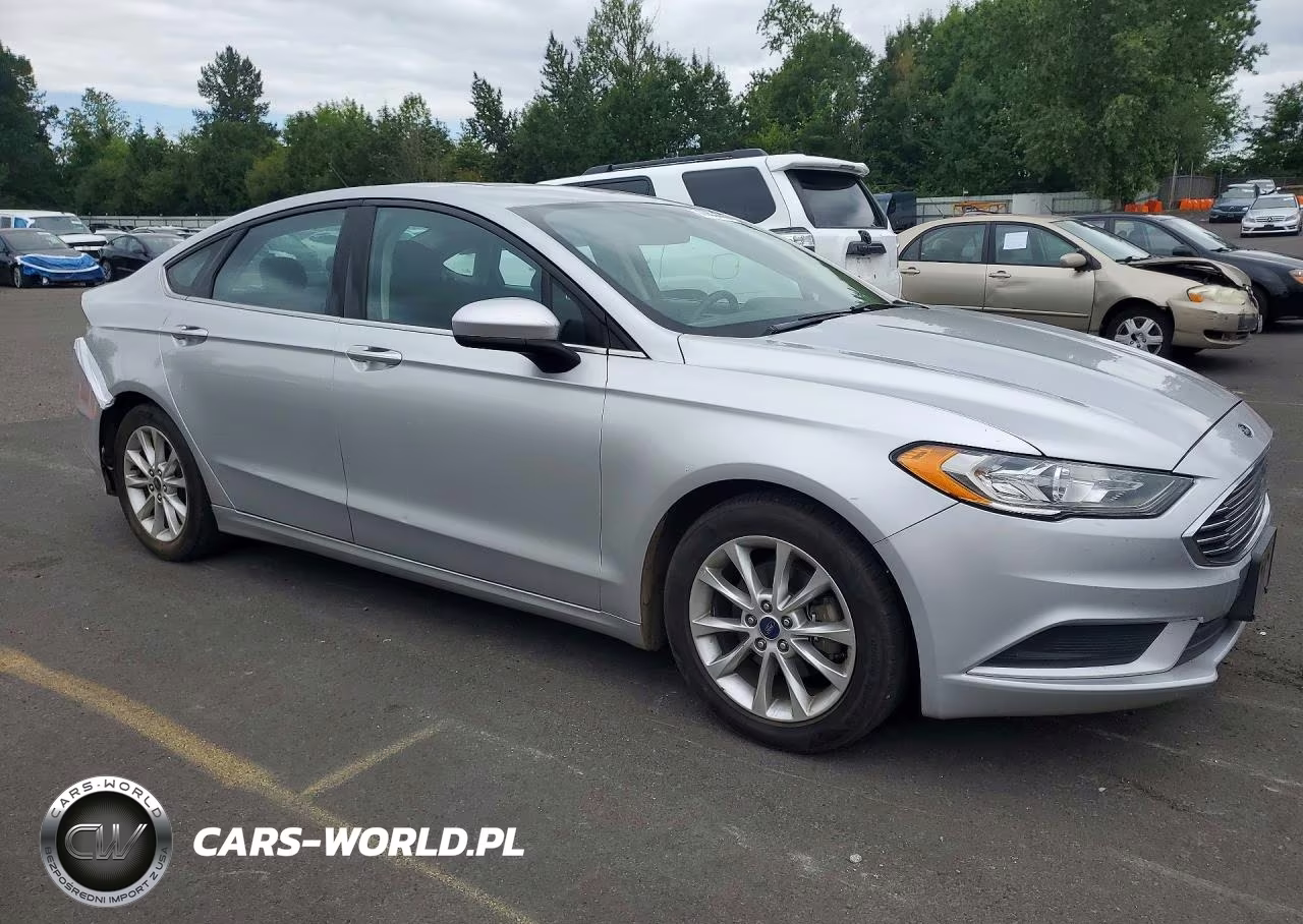 2017 Ford Fusion Se VIN:3FA6P0H79HR111302 - 4