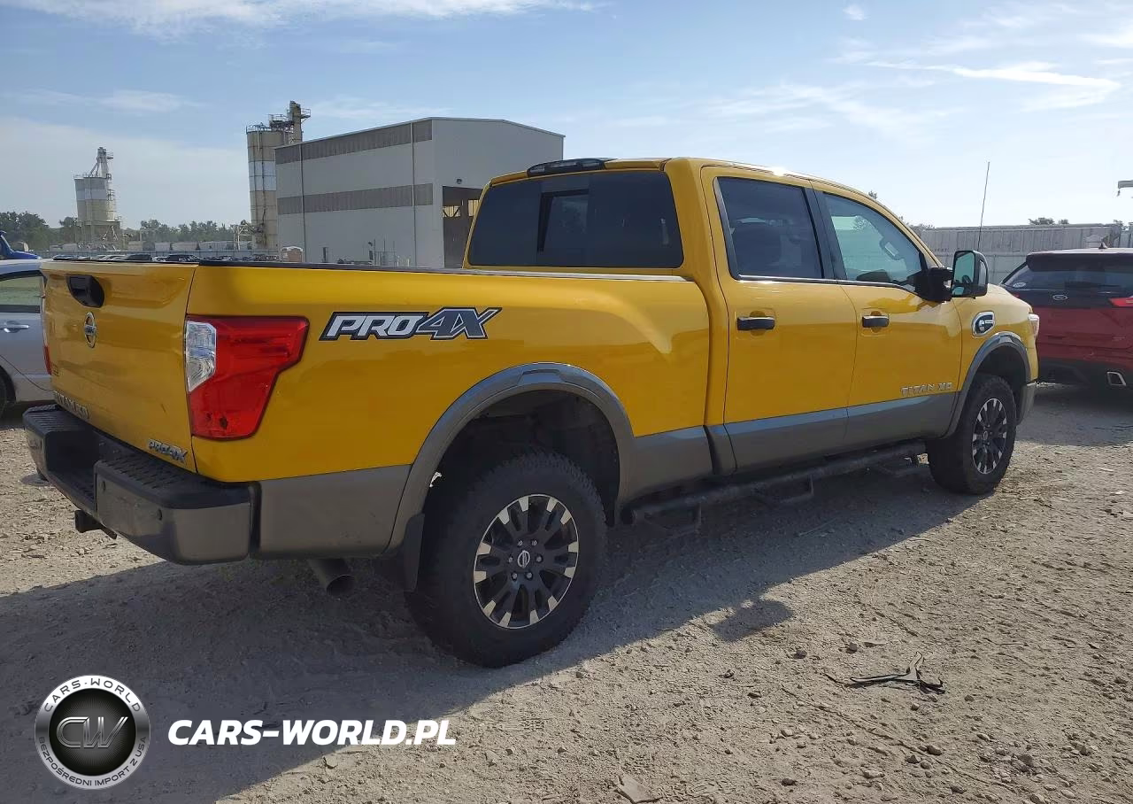 2017 Nissan Titan Xd Pro-4X VIN:1N6BA1F4XHN553949 - 3