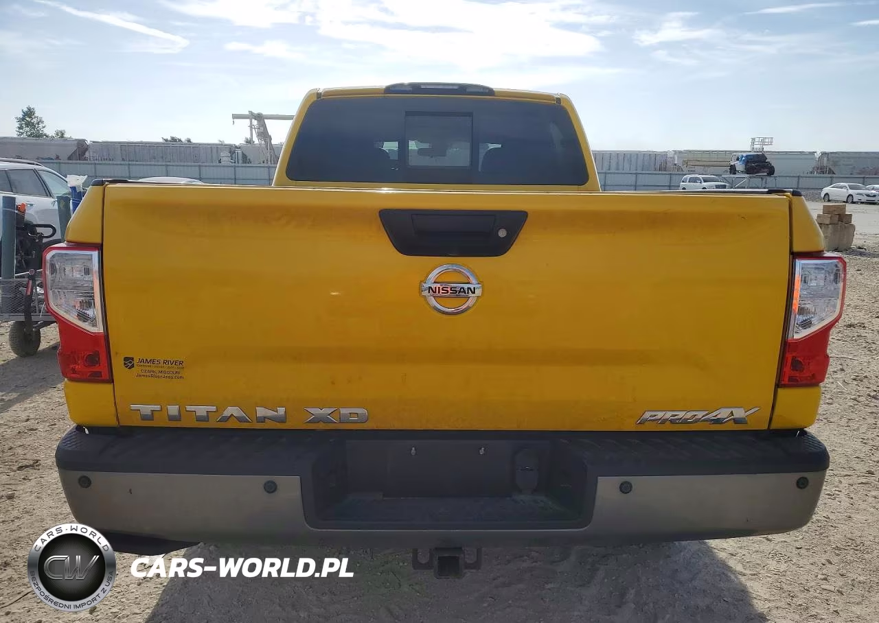2017 Nissan Titan Xd Pro-4X VIN:1N6BA1F4XHN553949 - 6