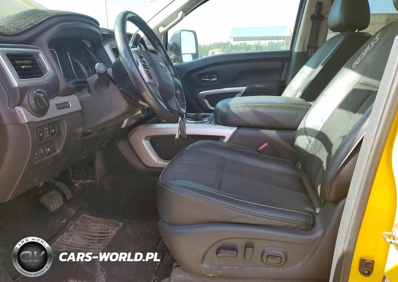 2017 Nissan Titan Xd Pro-4X VIN:1N6BA1F4XHN553949 - 7