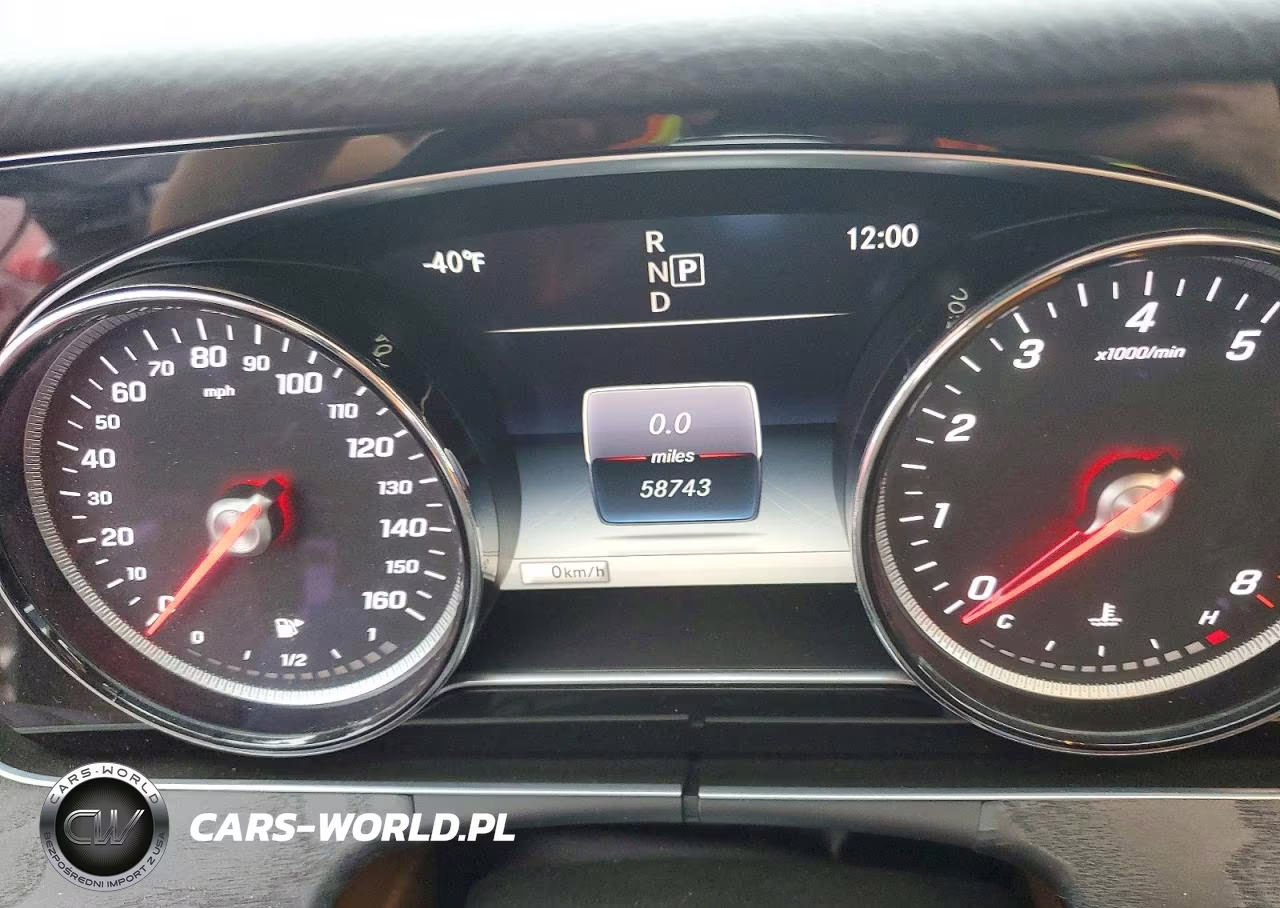 2018 Mercedes-Benz E 300 4Matic VIN:WDDZF4KB7JA390723 - 9