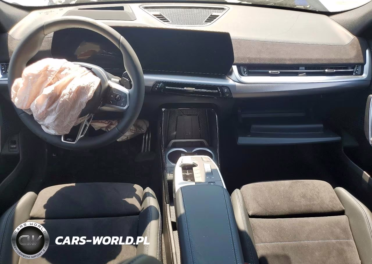 2026 BMW X2 xDrive28I VIN:WBX63GM04T5508955 - 8