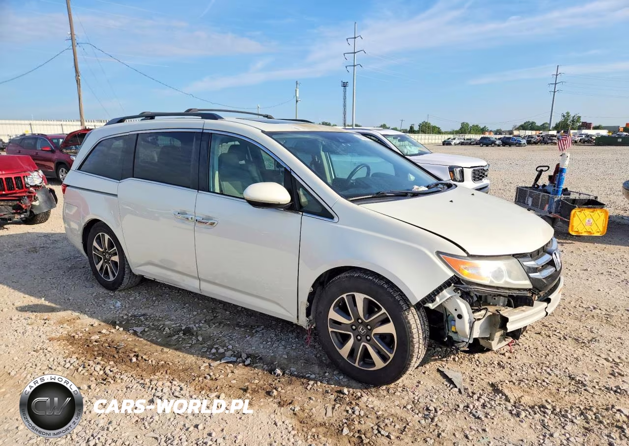 2014 Honda Odyssey Touring VIN:5FNRL5H93EB023425 - 4