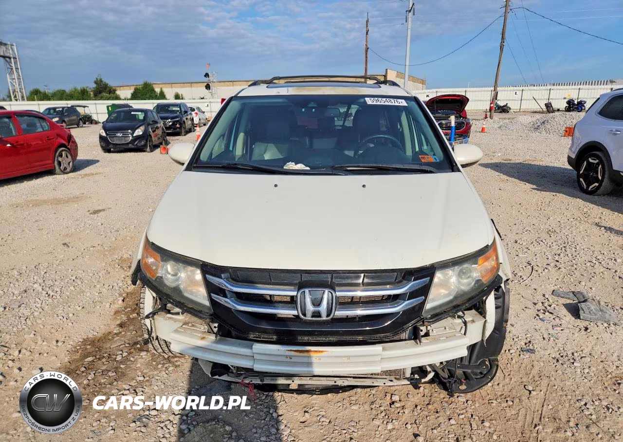 2014 Honda Odyssey Touring VIN:5FNRL5H93EB023425 - 5