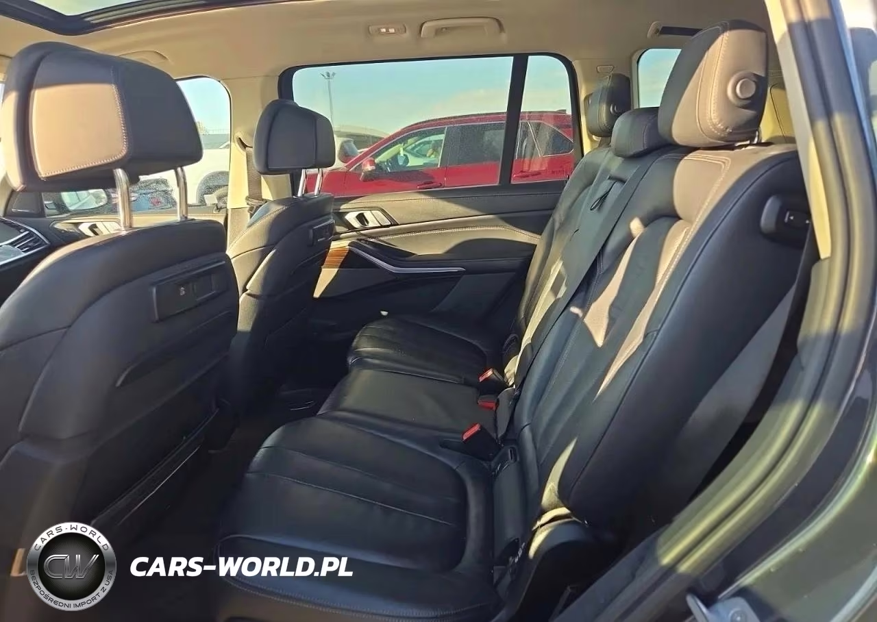 2019 BMW X7 xDrive50I VIN:5UXCX4C53KLS35998 - 6