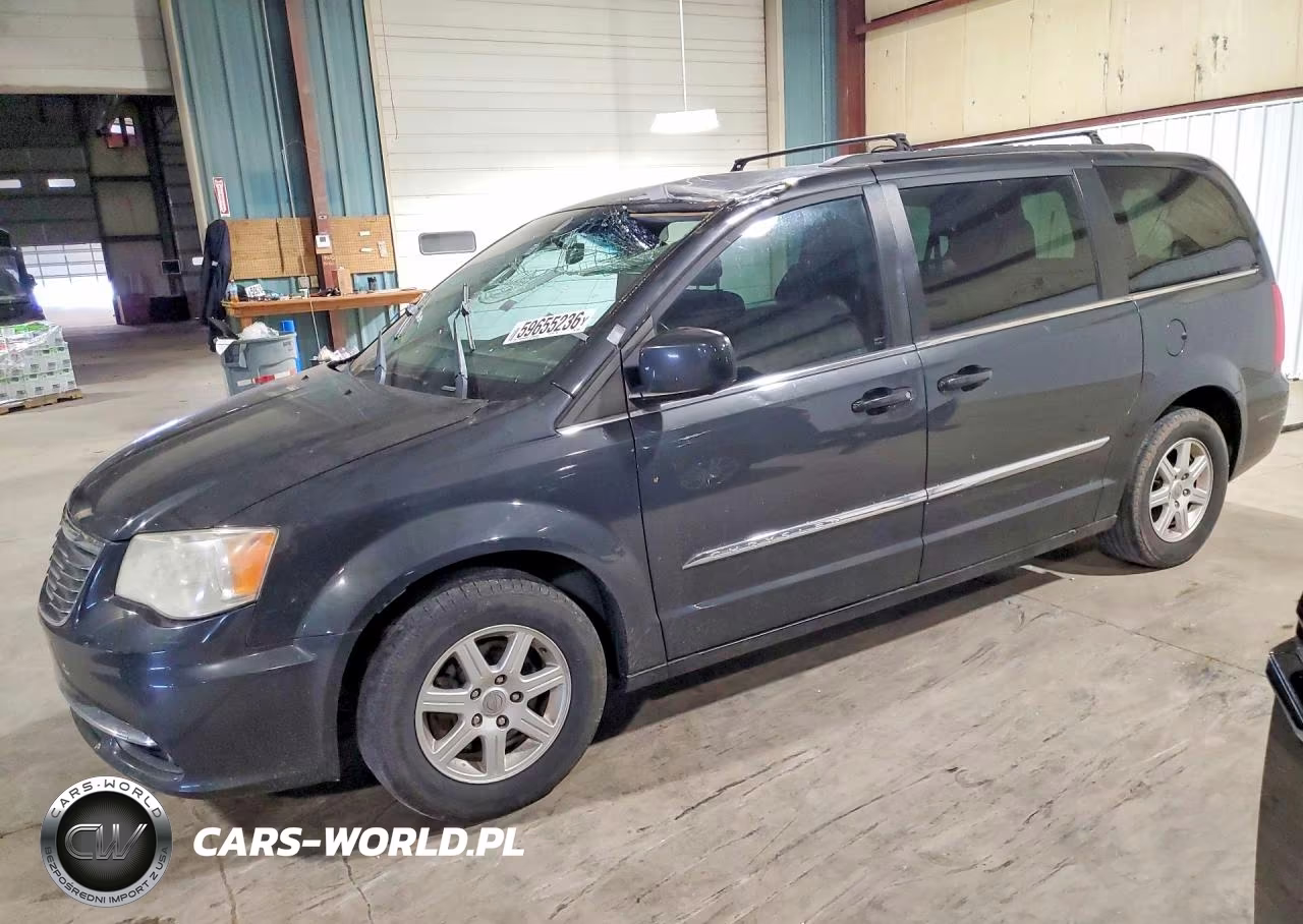 2011 Chrysler Town & Country Touring