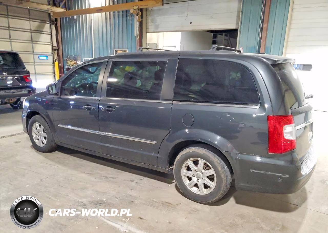 2011 Chrysler Town & Country Touring VIN:2A4RR5DG1BR781843 - 2