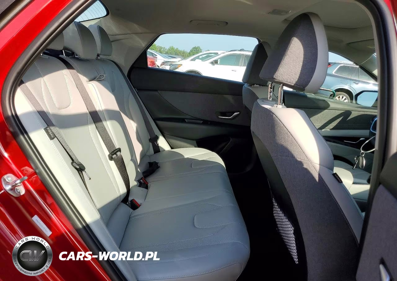 2025 Hyundai Elantra Limited VIN:KMHLP4DG2SU957647 - 10