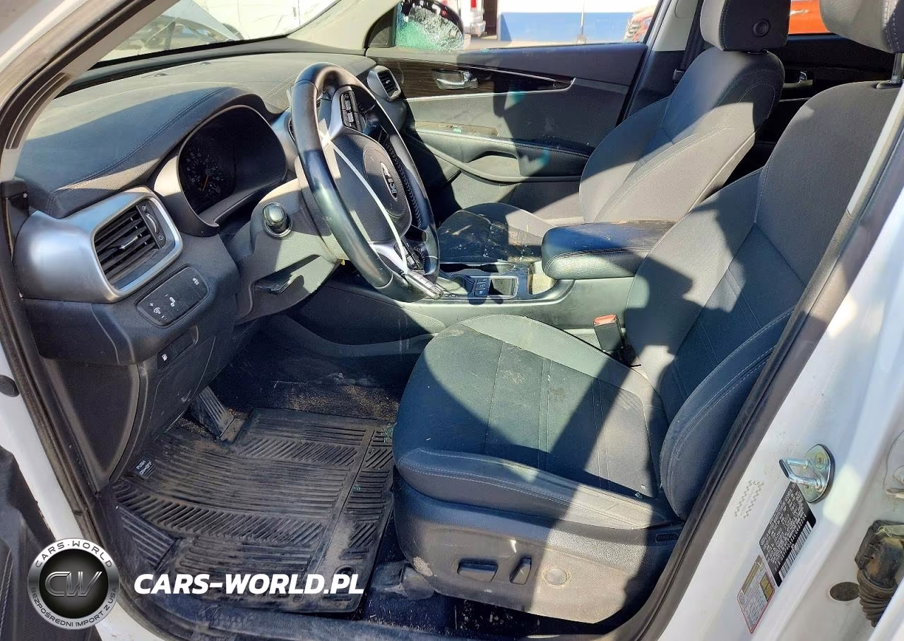2020 Kia Sorento S VIN:5XYPGDA5XLG682234 - 7