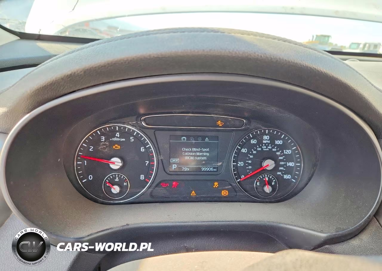 2020 Kia Sorento S VIN:5XYPGDA5XLG682234 - 9