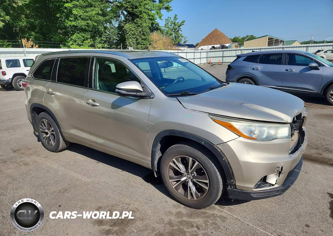 2016 Toyota Highlander Xle VIN:5TDJKRFH7GS506688 - 4