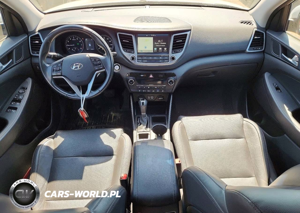 2016 Hyundai Tucson Limited VIN:KM8J3CA21GU102418 - 8