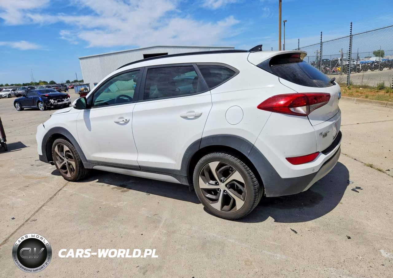 2018 Hyundai Tucson Value VIN:KM8J33A20JU684888 - 2
