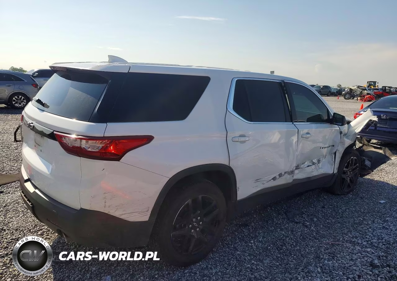 2019 Chevrolet Traverse Ls VIN:1GNERFKW3KJ283448 - 3