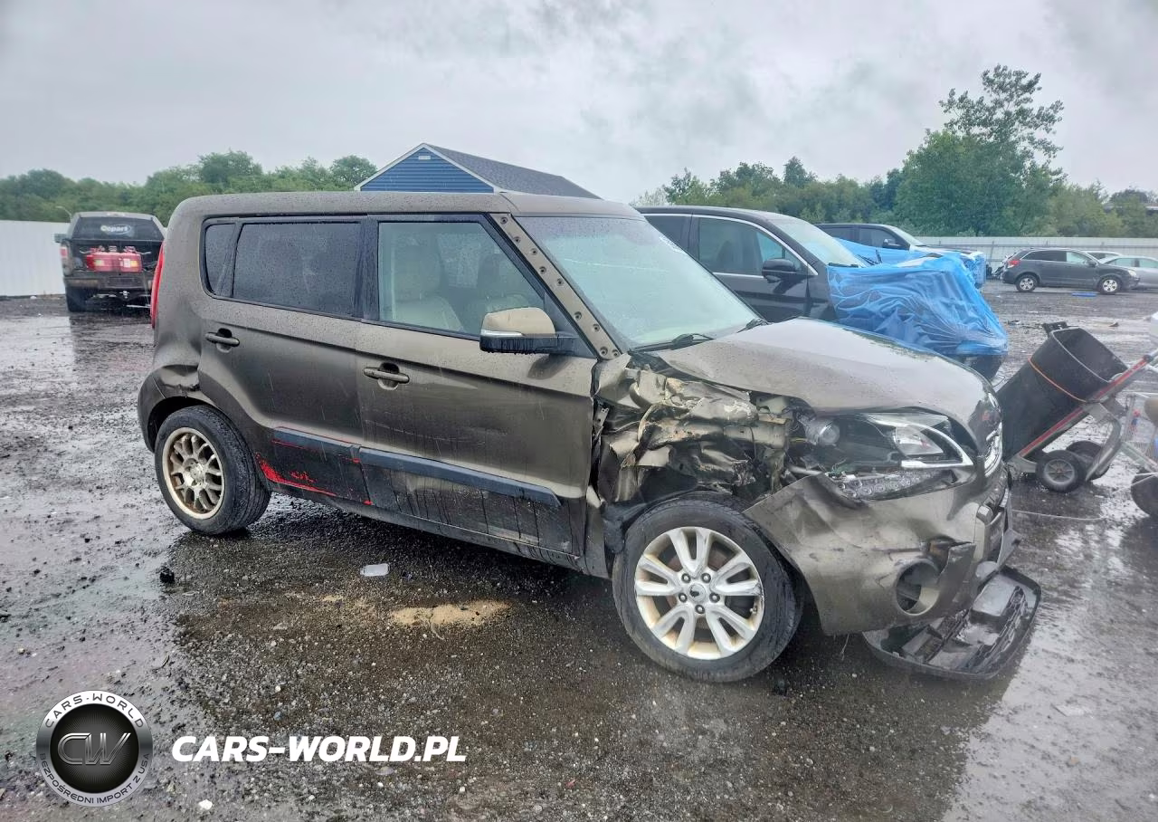 2013 Kia Soul ! VIN:KNDJT2A61D7575375 - 4