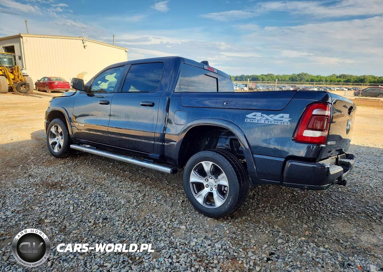 2019 Ram 1500 Laramie VIN:1C6SRFJT9KN726933 - 2